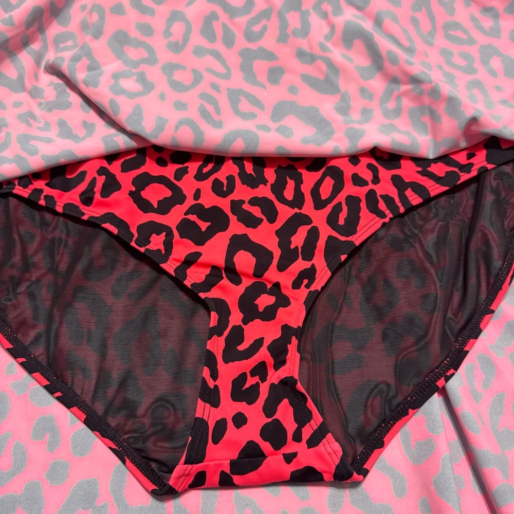 Torrid Swim Skirt Neon Leopard NWT SZ 4X - Picture 4 of 8